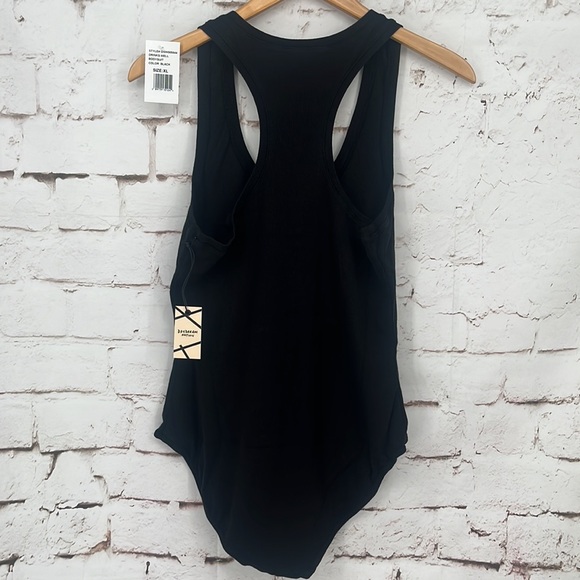 🆕Daydream Nation X Revolve Bodysuit, Size XL - Picture 4 of 7